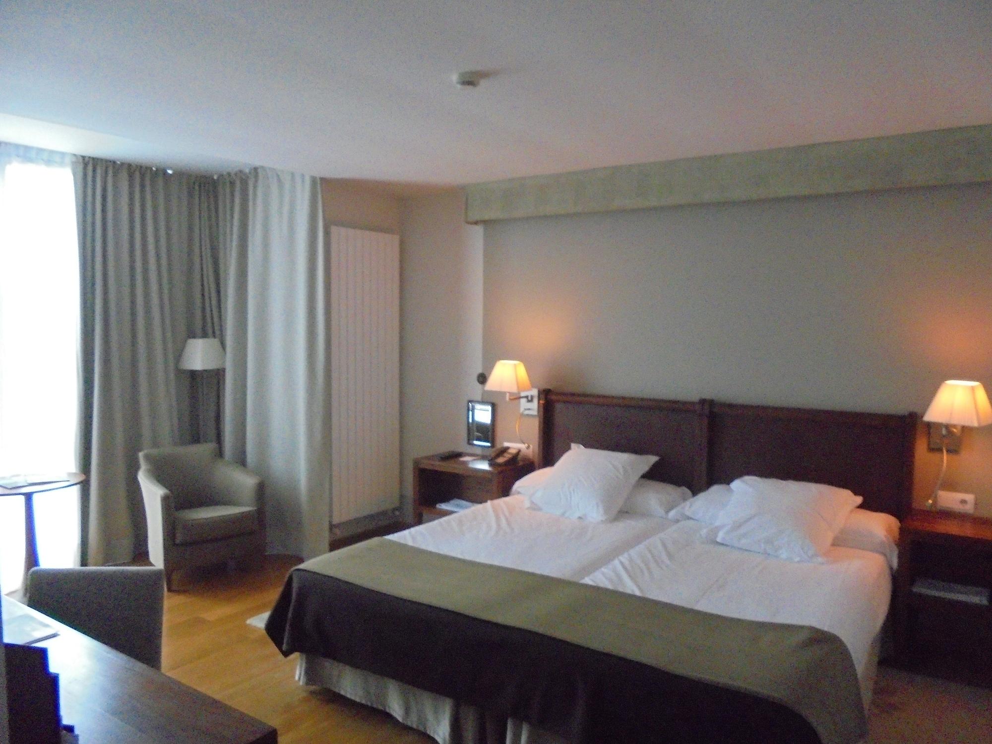 Parador De Argómaniz Kültér fotó