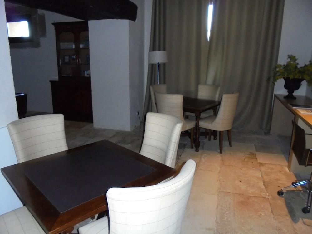 Parador De Argómaniz Kültér fotó