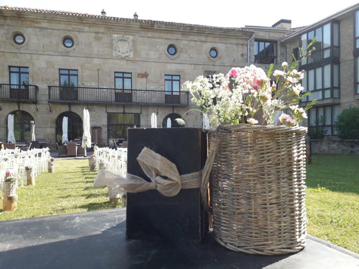Parador De Argómaniz Kültér fotó