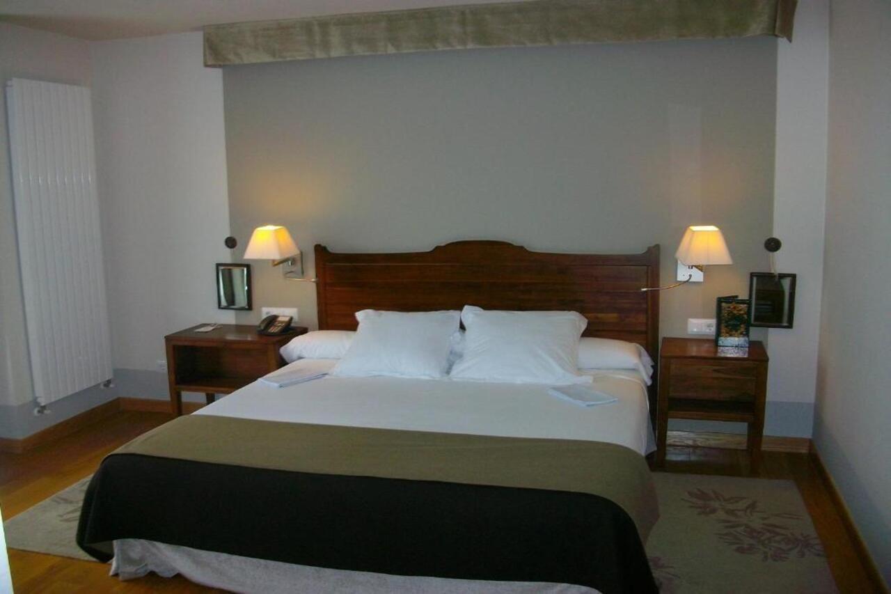 Parador De Argómaniz Kültér fotó